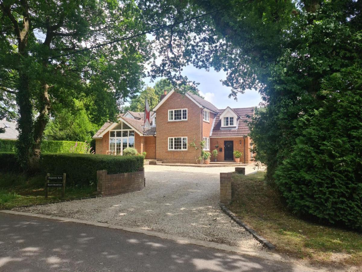Ha'Penny Acre Bed & Breakfast Sherfield English Exterior foto